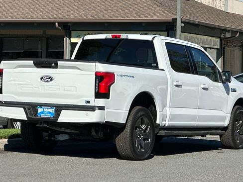 Used 2025 Ford F150 Lightning Flash image 3