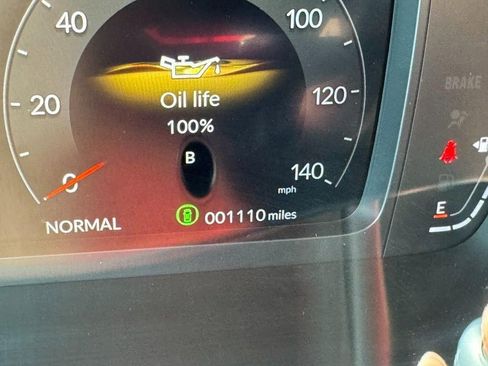 Certified 2025 Acura ADX A-Spec image 22