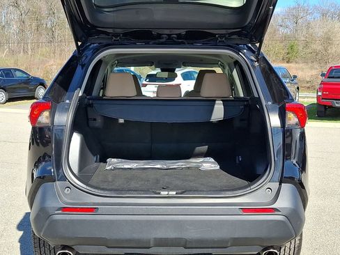 Certified 2025 Toyota RAV4 XLE AWD/4WD image 28