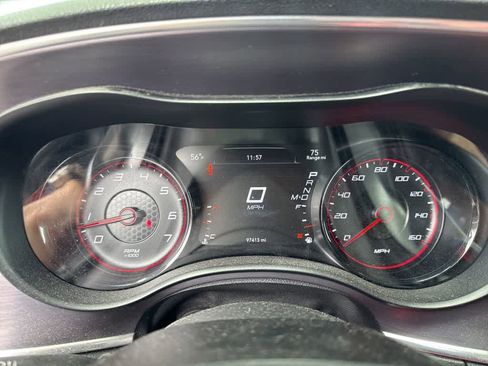 Used 2017 Dodge Charger R/T w/ Blacktop Package RWD image 10