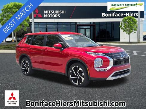 Used 2024 Mitsubishi Outlander SE Black Edition FWD image 1