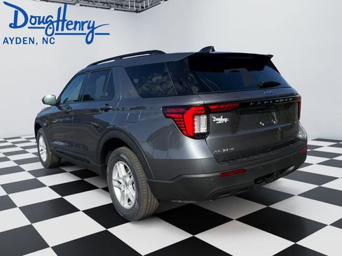 New 2026 Ford Explorer Active AWD/4WD image 10