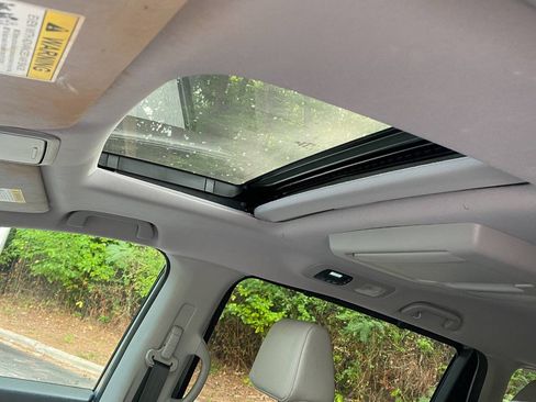 Used 2019 Honda Odyssey Touring image 41