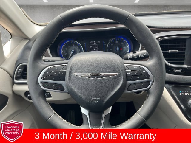 Used 2023 Chrysler Voyager LX FWD image 21