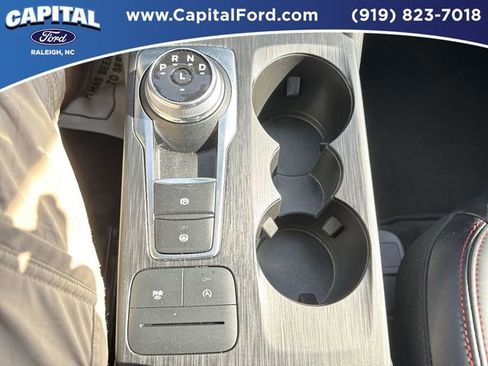 Used 2024 Ford Escape ST-Line image 31