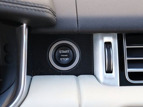 Used 2022 Land Rover Range Rover Westminster Edition image 46