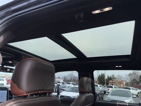 Used 2022 Ford F250 King Ranch w/ Chrome Package image 25