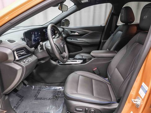 Used 2024 Buick Envista Sport Touring w/ Convenience I Package image 16