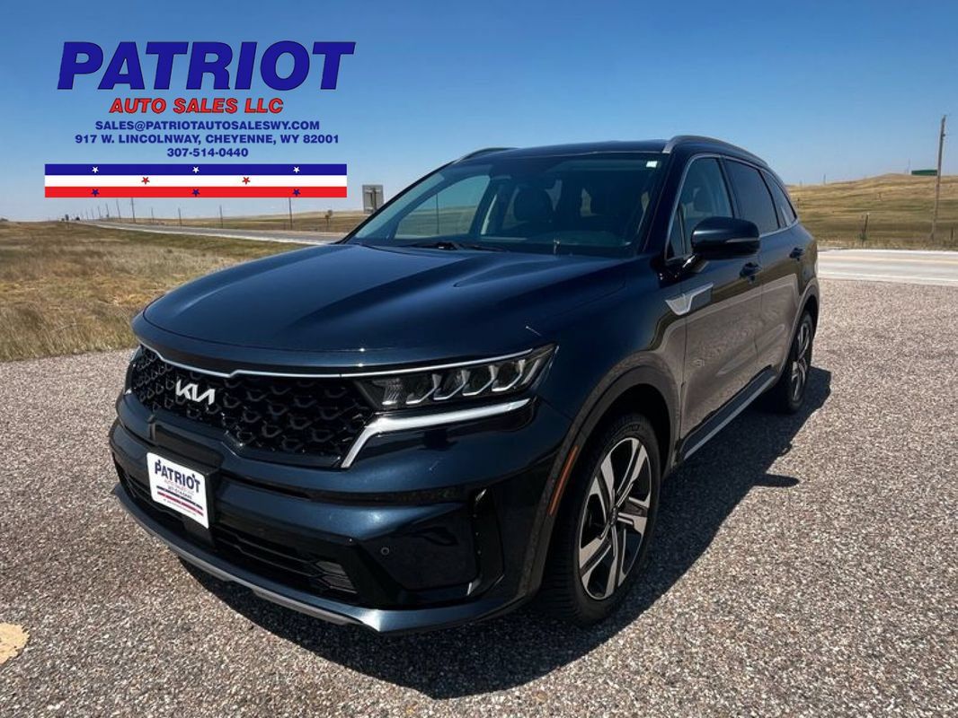 Used 2024 Kia Sorento EX AWD/4WD image 1