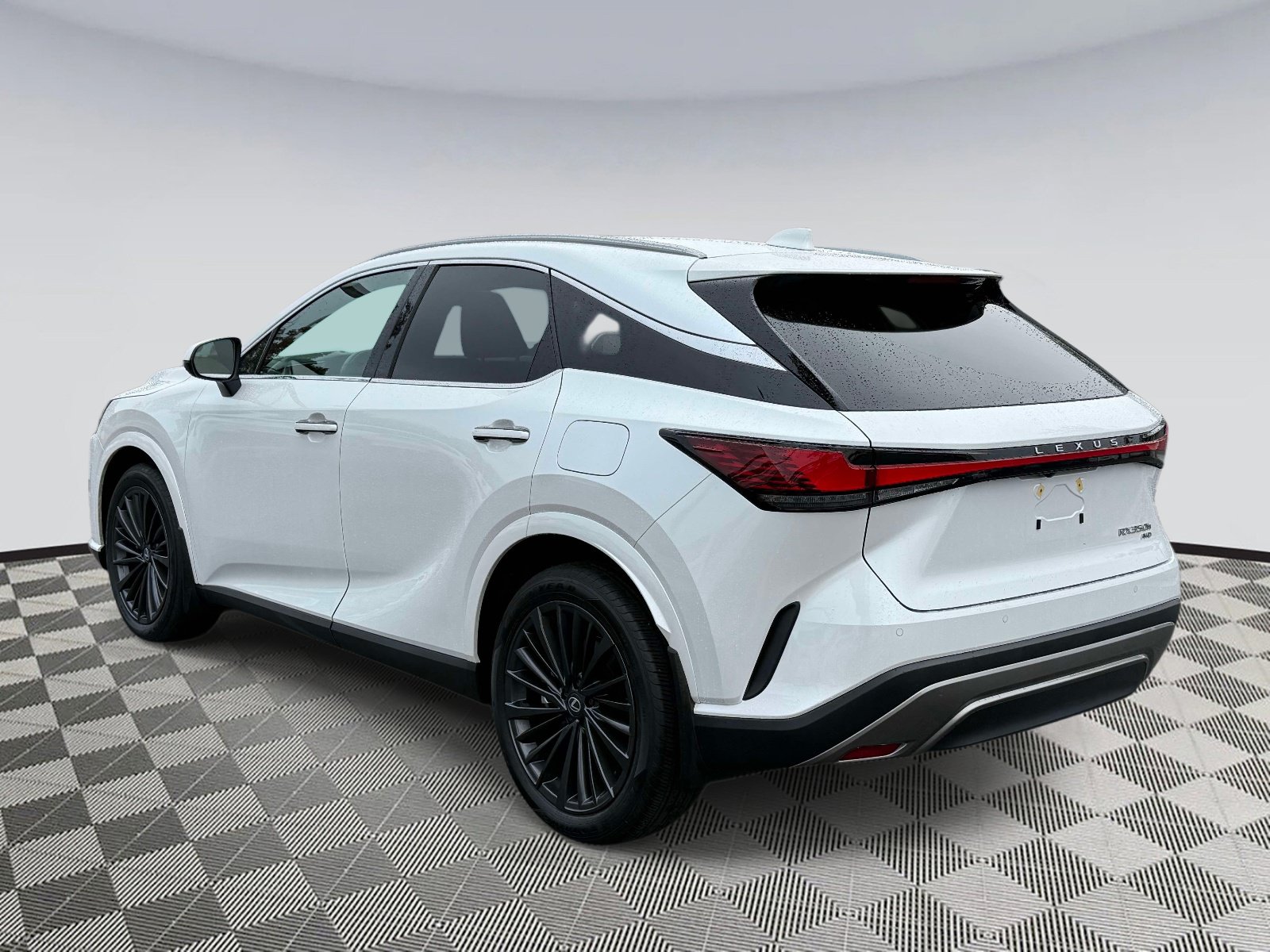 Used 2026 Lexus RX 350h w/ All Season Protection Package AWD/4WD image 4