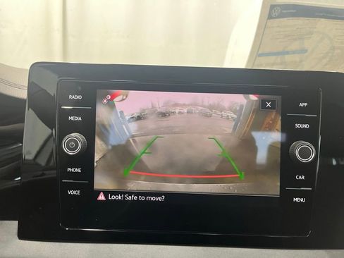 New 2026 Volkswagen Jetta SE image 18