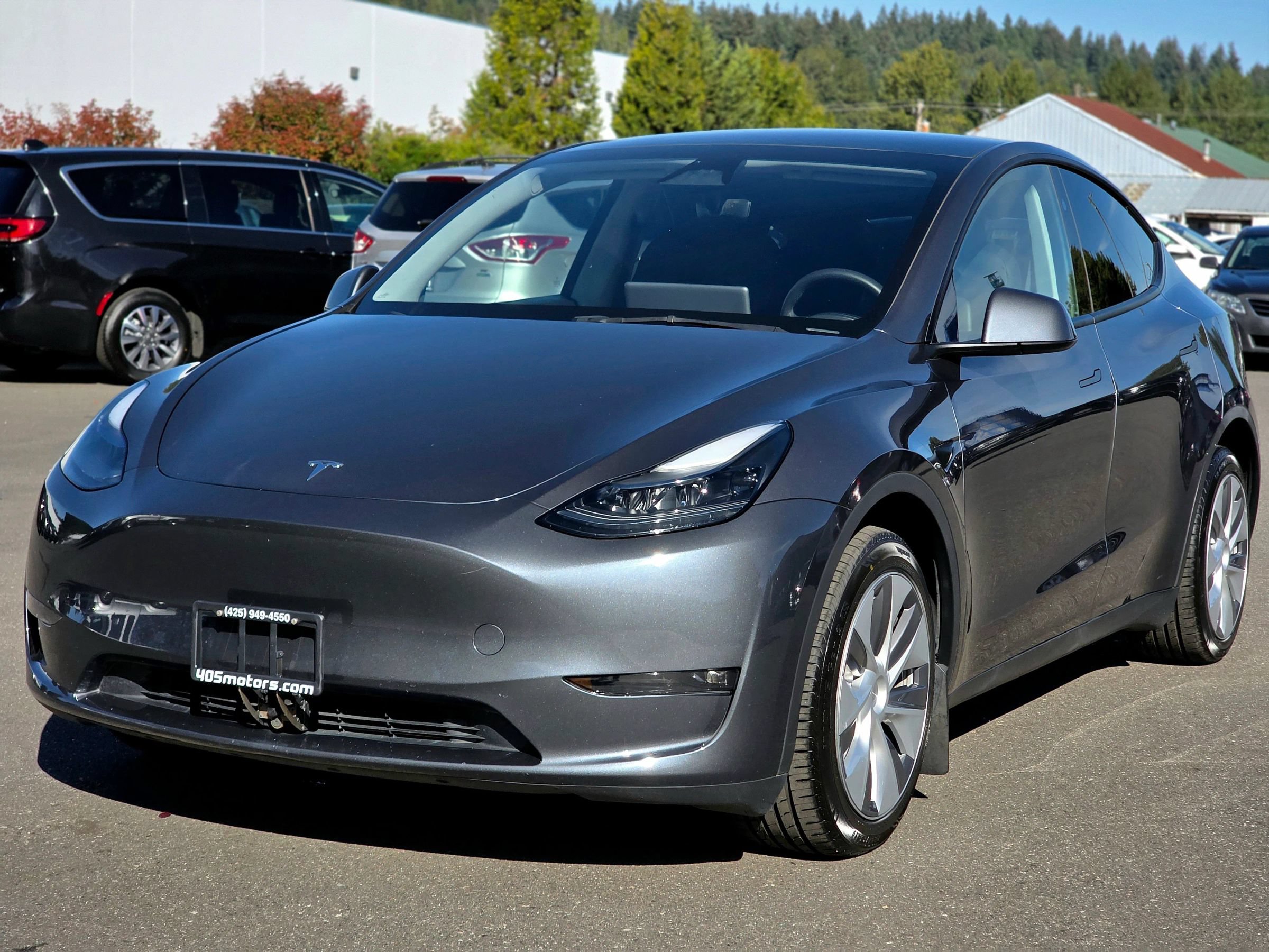 Used 2023 Tesla Model Y Long Range AWD/4WD image 6