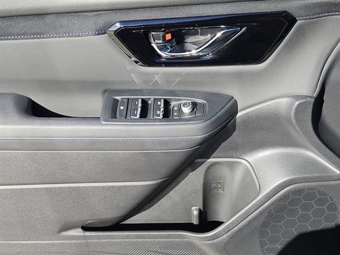 Certified 2025 Subaru Forester Limited image 16