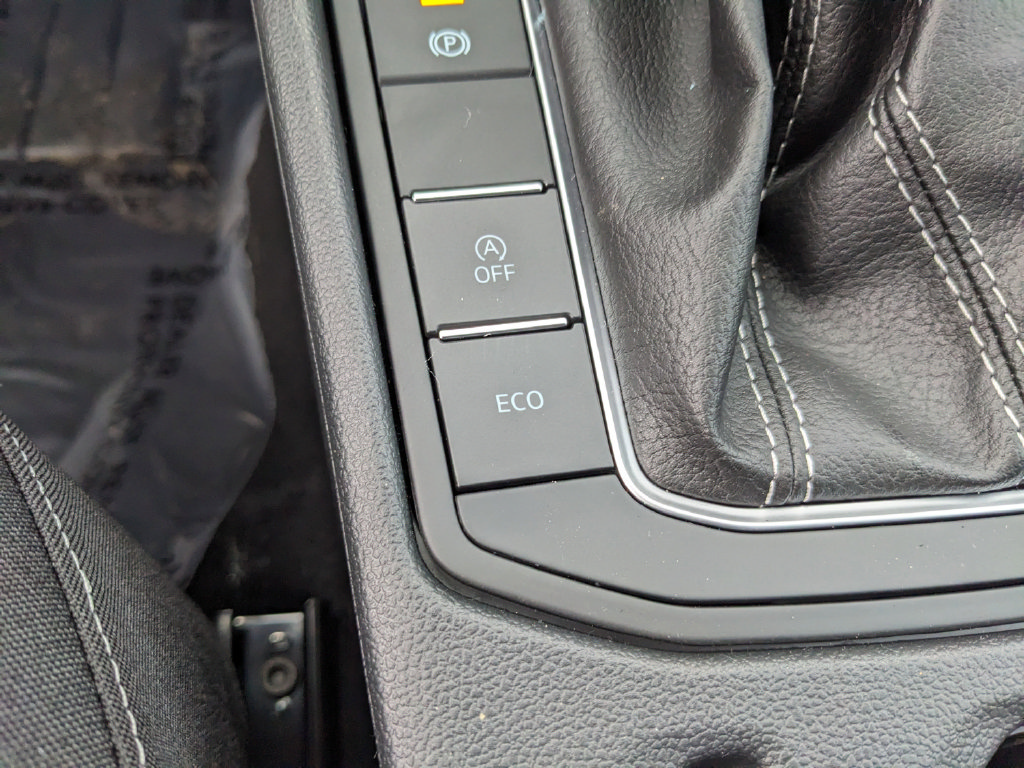 Certified 2026 Volkswagen Jetta Sport FWD image 32