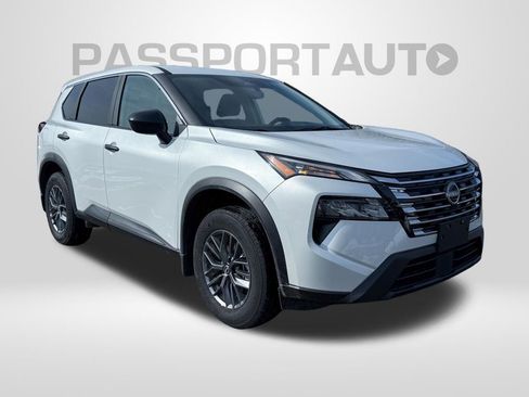 Certified 2025 Nissan Rogue S image 2