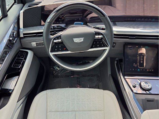 New 2026 Cadillac Escalade IQ Sport 1 w/ LPO, ONYX Package AWD/4WD image 17