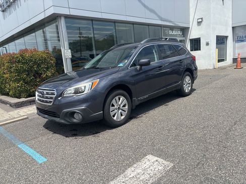 Used 2015 Subaru Outback 2.5i Premium w/ Popular Package #2 AWD/4WD image 4
