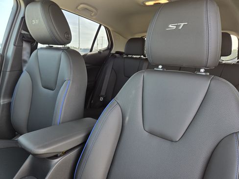 New 2026 Buick Encore GX Sport Touring FWD image 21
