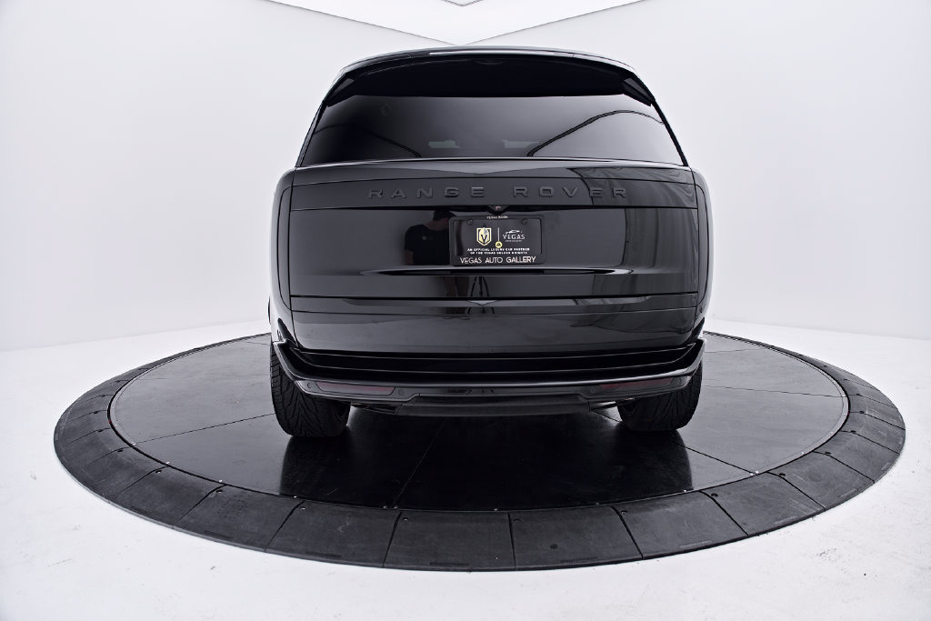 Used 2024 Land Rover Range Rover SE AWD/4WD image 11