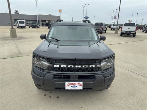 Used 2025 Ford Bronco Sport Outer Banks w/ Outer Banks Tech Package+ image 3