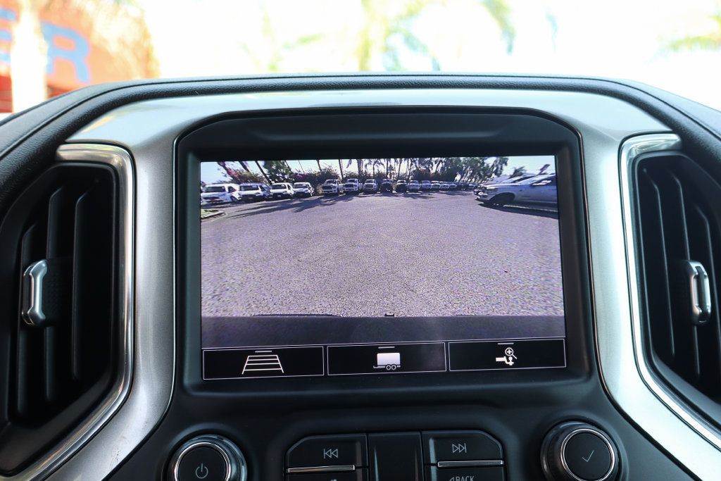 Used 2020 Chevrolet Silverado 1500 LT Trail Boss w/ Midnight Edition AWD/4WD image 35