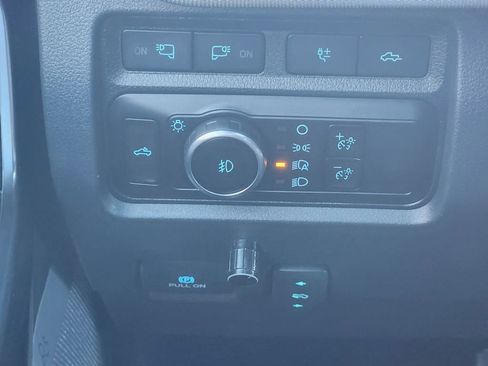 Certified 2023 Ford F350 Platinum w/ Tremor Off-Road Package image 33