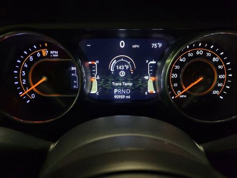 Used 2018 Jeep Wrangler Unlimited Sport S AWD/4WD image 23