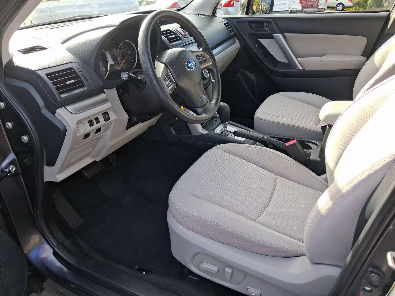 Used 2015 Subaru Forester 2.5i Premium w/ Popular Package #2 AWD/4WD image 16