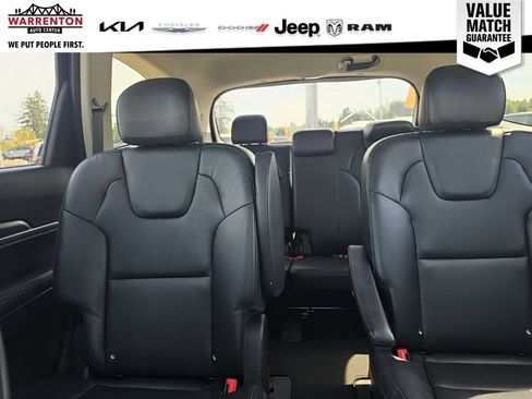 Used 2021 Kia Telluride S AWD/4WD image 17