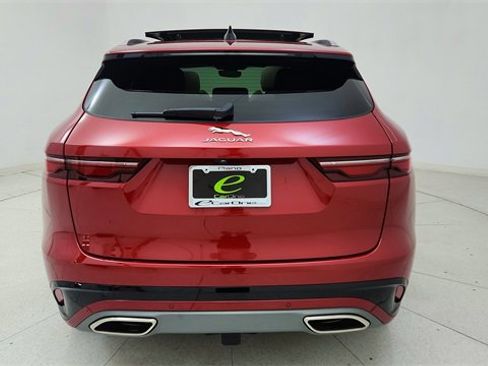 Used 2025 Jaguar F-PACE R-Dynamic S image 5