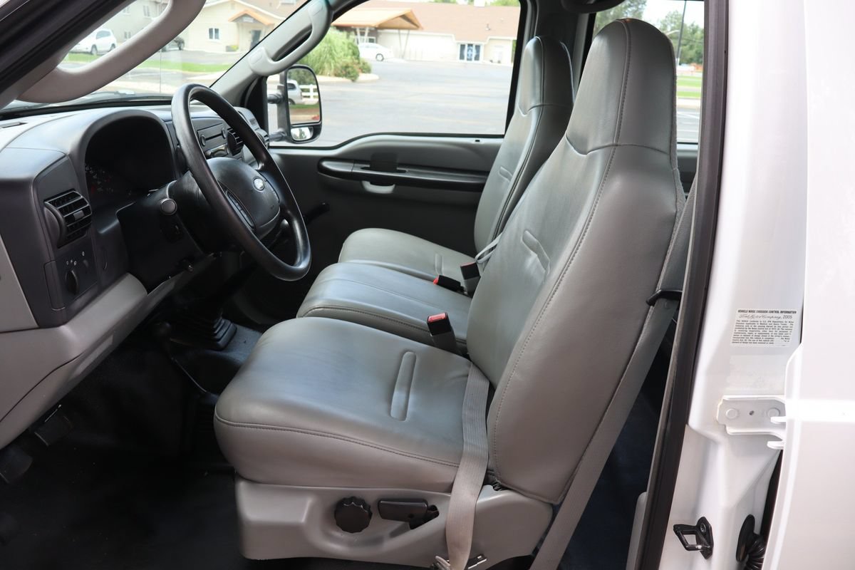Used 2005 Ford F350 XL AWD/4WD image 20