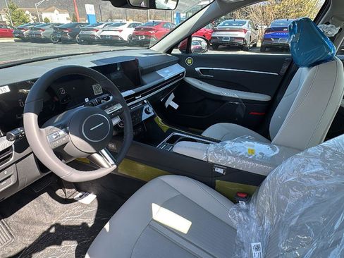 New 2026 Hyundai Sonata SEL FWD image 11