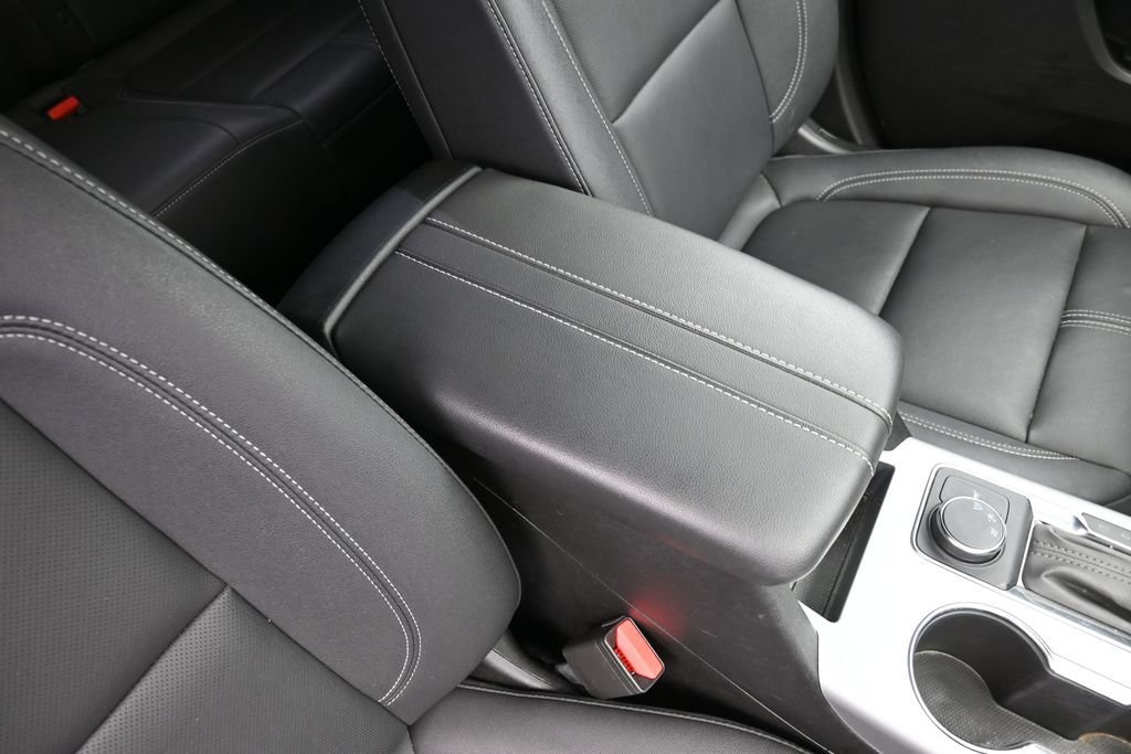 Used 2024 Chevrolet Blazer LT w/ Midnight/Sport Edition FWD image 30