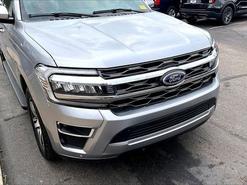 Used 2024 Ford Expedition Max Limited RWD image 5