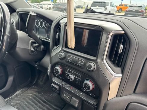 Used 2021 Chevrolet Silverado 1500 LT w/ Bed Protection Package AWD/4WD image 11