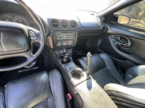 Used 2001 Pontiac Firebird Formula w/ Protection Group image 25