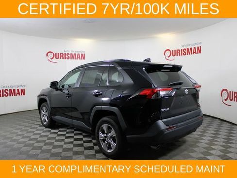 Used 2025 Toyota RAV4 XLE AWD/4WD image 5