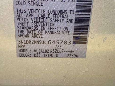 Used 2018 Nissan Pathfinder S image 29