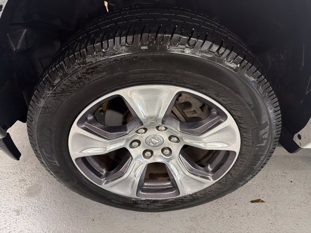 Used 2022 RAM 1500 Laramie AWD/4WD image 5