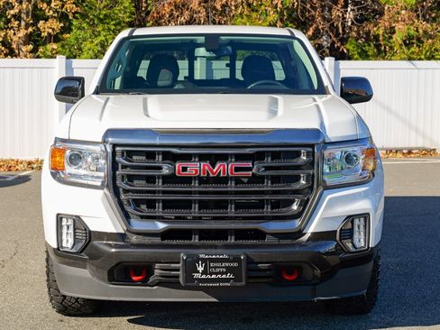 Used 2022 GMC Canyon AT4 image 2