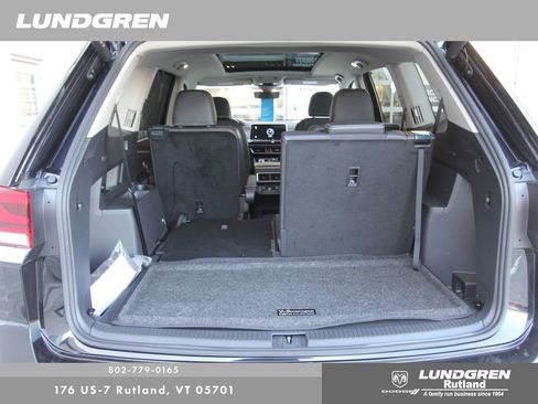 Certified 2025 Volkswagen Atlas SEL image 40