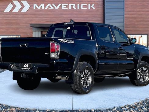 Used 2021 Toyota Tacoma TRD Off-Road w/ Technology Package image 5