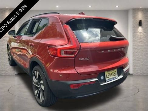 Used 2024 Volvo XC40 B5 Plus w/ Protection Package Premier AWD/4WD image 12