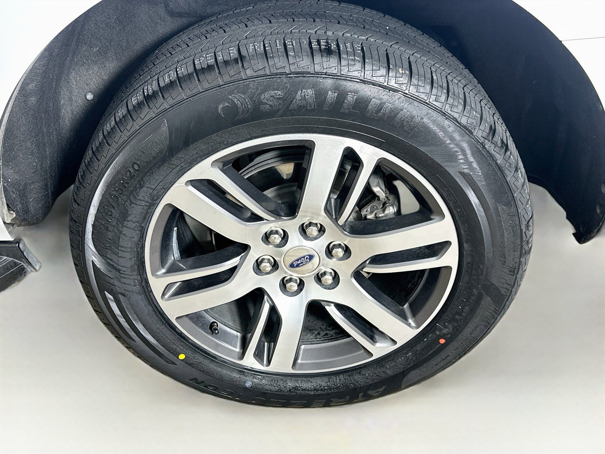 Used 2024 Ford Expedition Limited AWD/4WD image 11