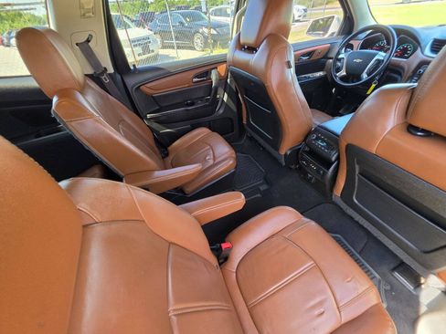 Used 2015 Chevrolet Traverse LT FWD image 6