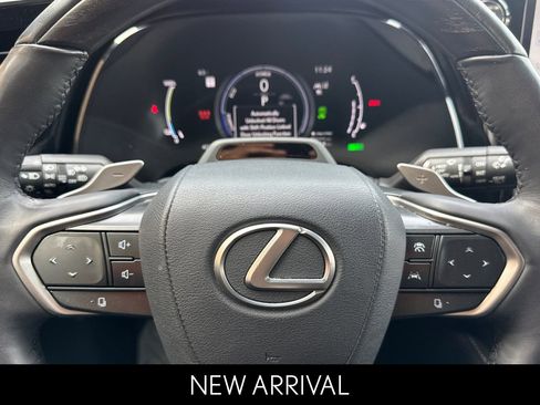Certified 2024 Lexus RX 450h AWD w/ Convenience Package image 27