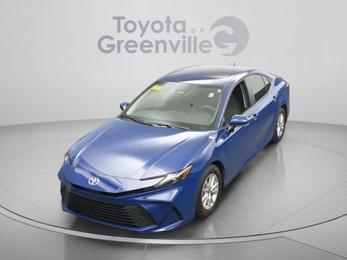 Certified 2025 Toyota Camry LE image 24