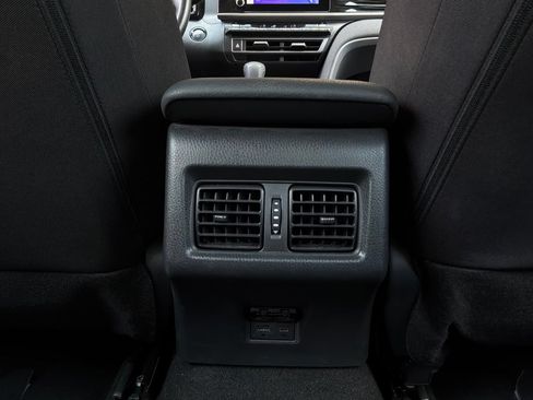 Used 2025 Toyota Camry LE FWD image 12