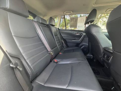 Certified 2019 Toyota RAV4 XLE Premium w/ Cold Weather Package AWD/4WD image 18