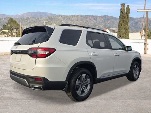 New 2026 Honda Pilot EX-L image 5